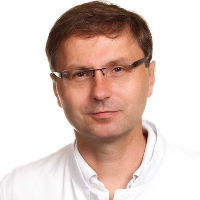 Проф. Доктор мед. Матиас Штровски Матиас Штровски