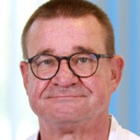 Dr. med. Hans Bayer-Helms Hans Bayer-Helms